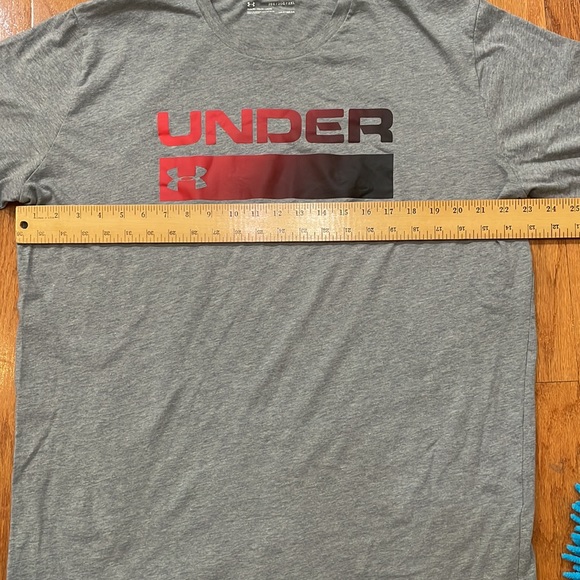Under Armour Men’s 2XL T shirt Heatgear Gray Short Sleeve - Picture 3 of 10